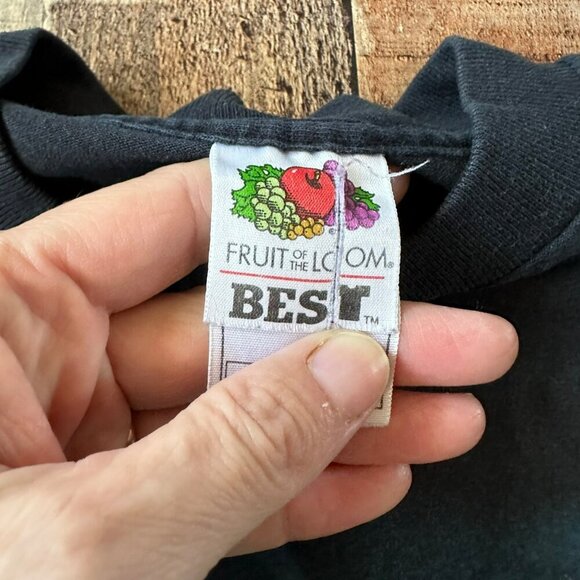 Vintage Fruit Of The Loom Native American & Eagle Graphic T-Shirt Black M - Picture 7 of 9